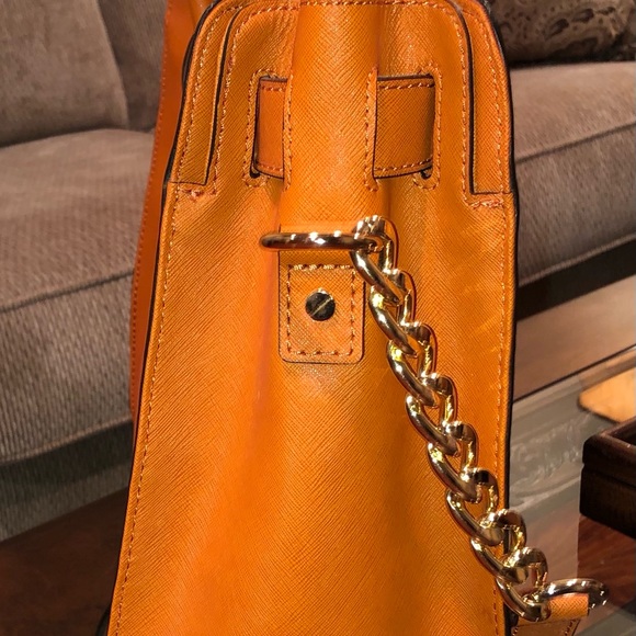 Authentic Michael Kors Large Orange Hamilton Tote - Picture 3 of 9